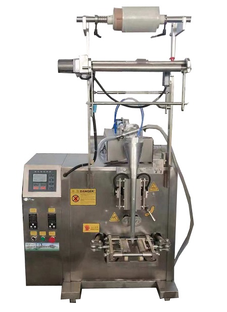 320型液体自动包装机